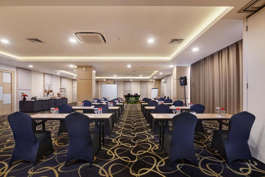 Quest Hotel Darmo - Surabaya By Aston Eksteriør bilde